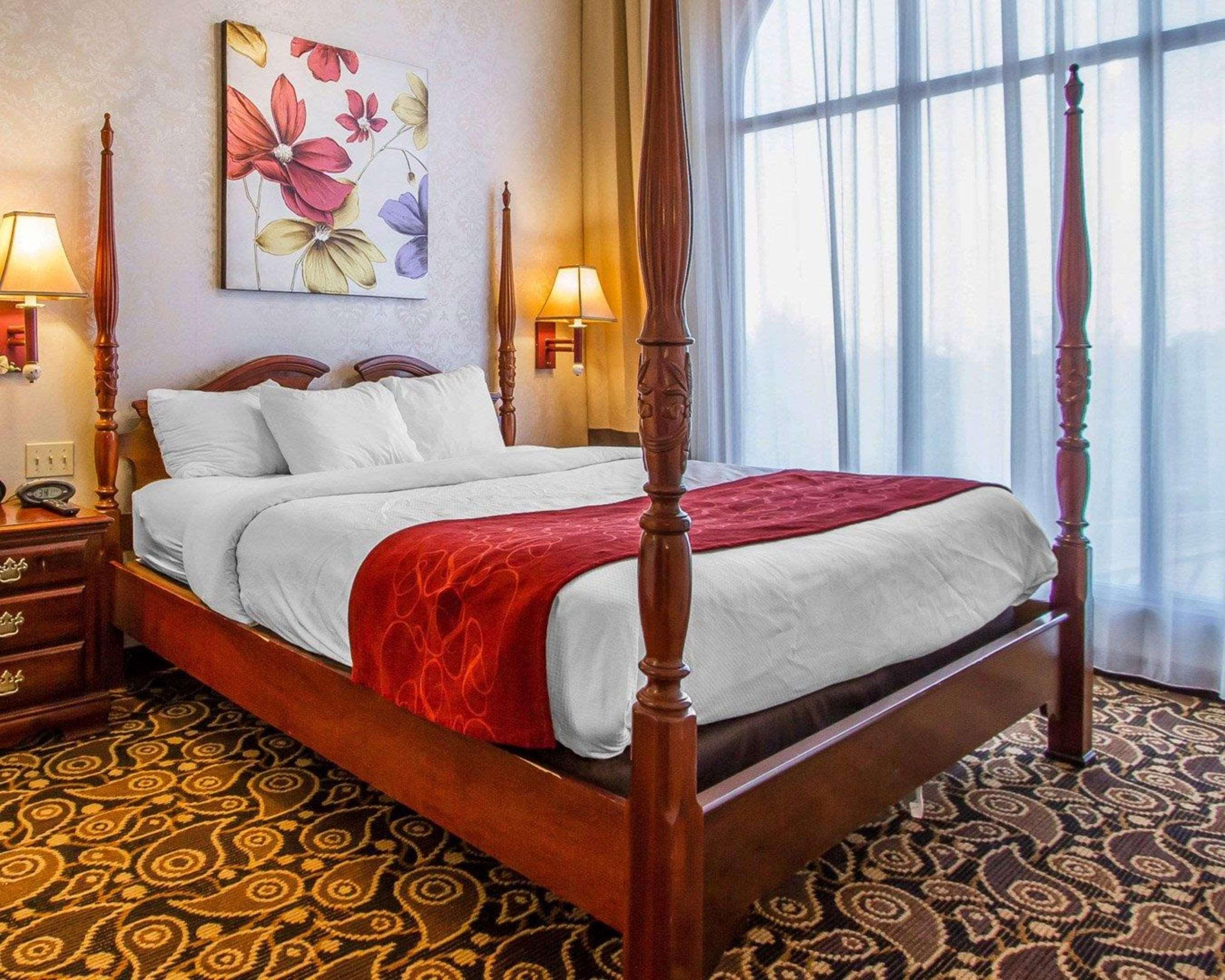 Hotel Comfort Mobile East Bay 3*