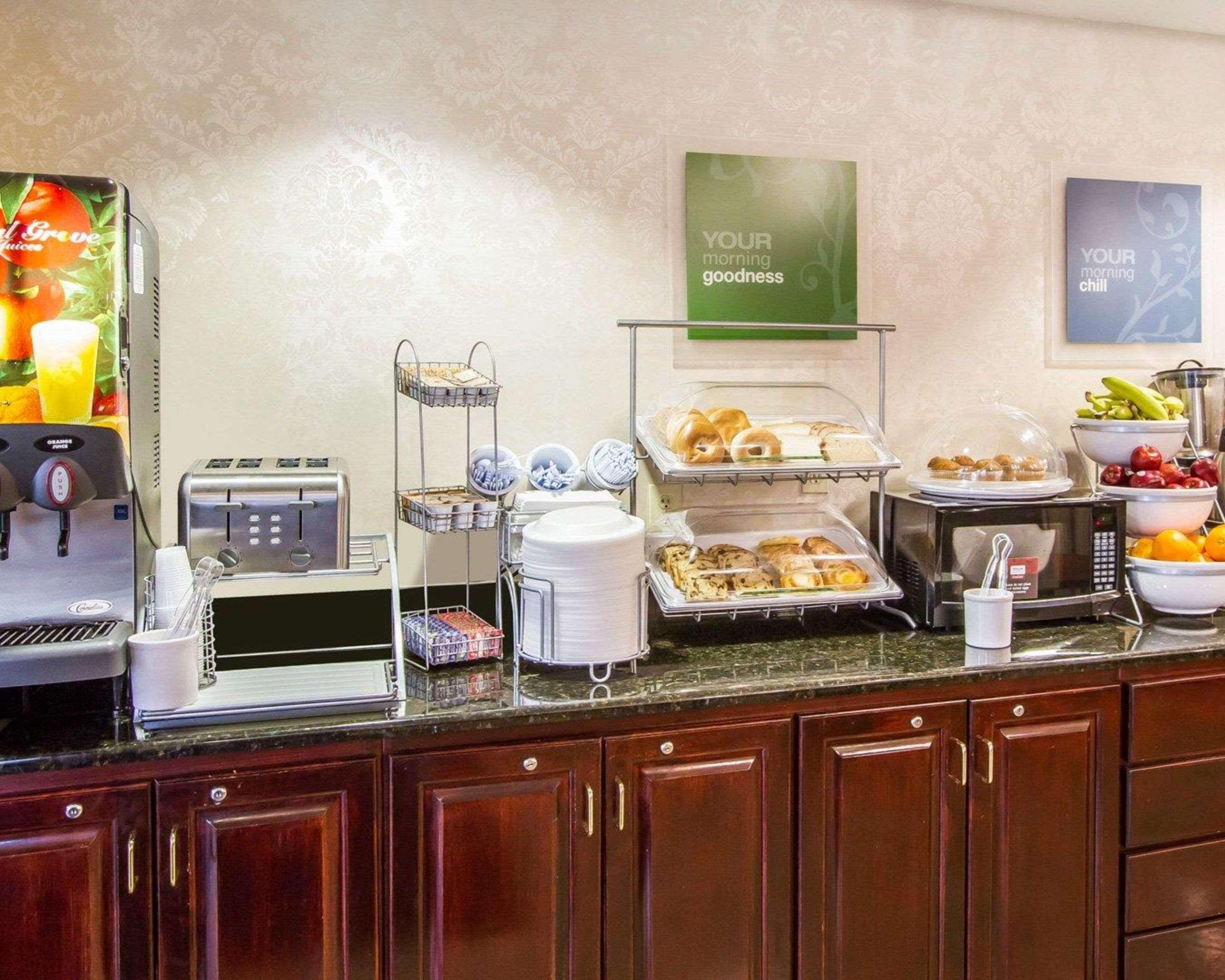 Hotel Comfort Mobile East Bay 3*